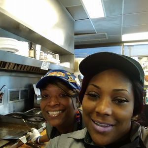 Meet your Posher, Renee